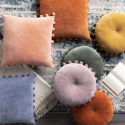 Modern Throw Pillow & Decorative Accent Pillows for Sofas, Chairs