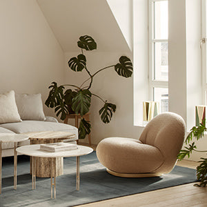 Striking Modern Motifs