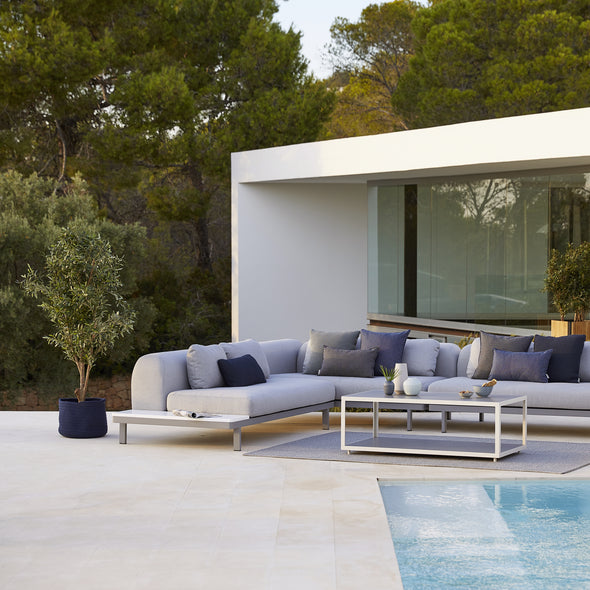 Space Outdoor 2-Seater Sofa with Side Table