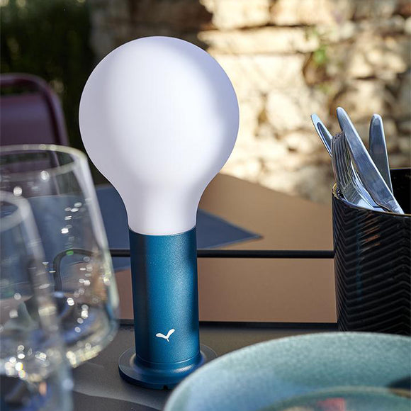 Aplo Lamp