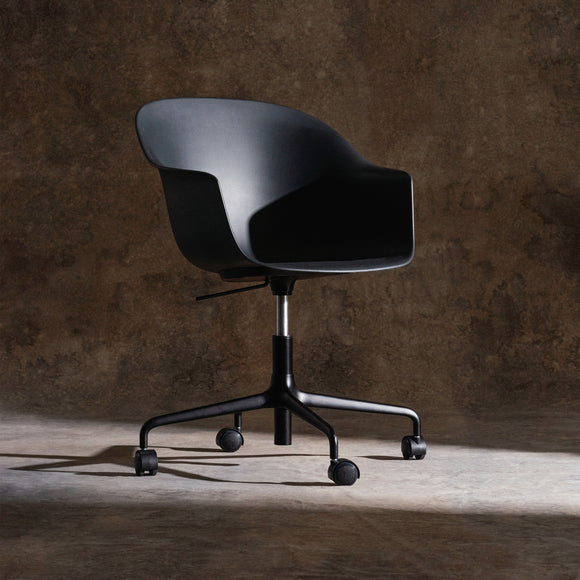 Bat Swivel Conference Chair