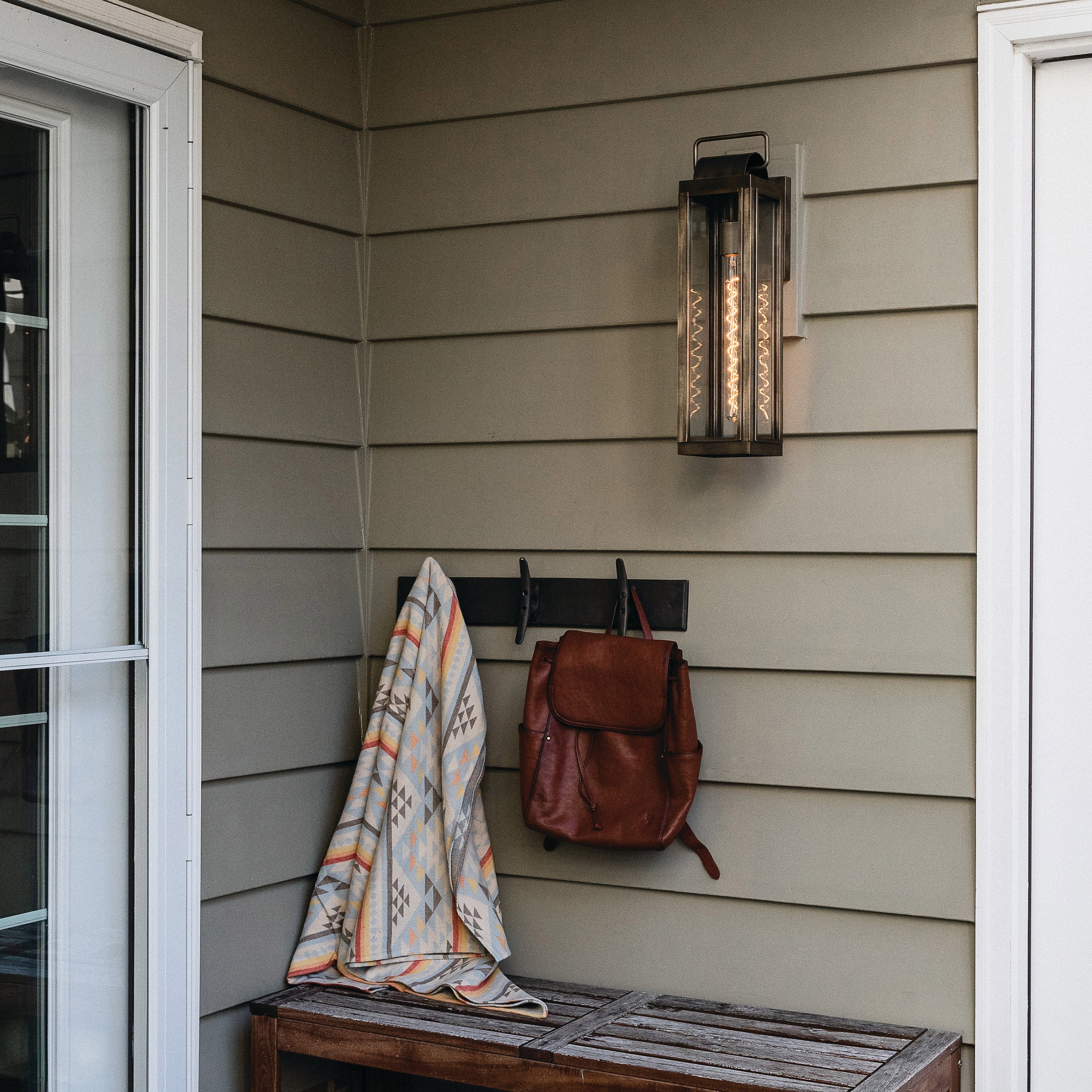 Hinkley Sag Harbor Small Wall Mount Lantern Black