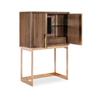 Eleana Bar on Stand