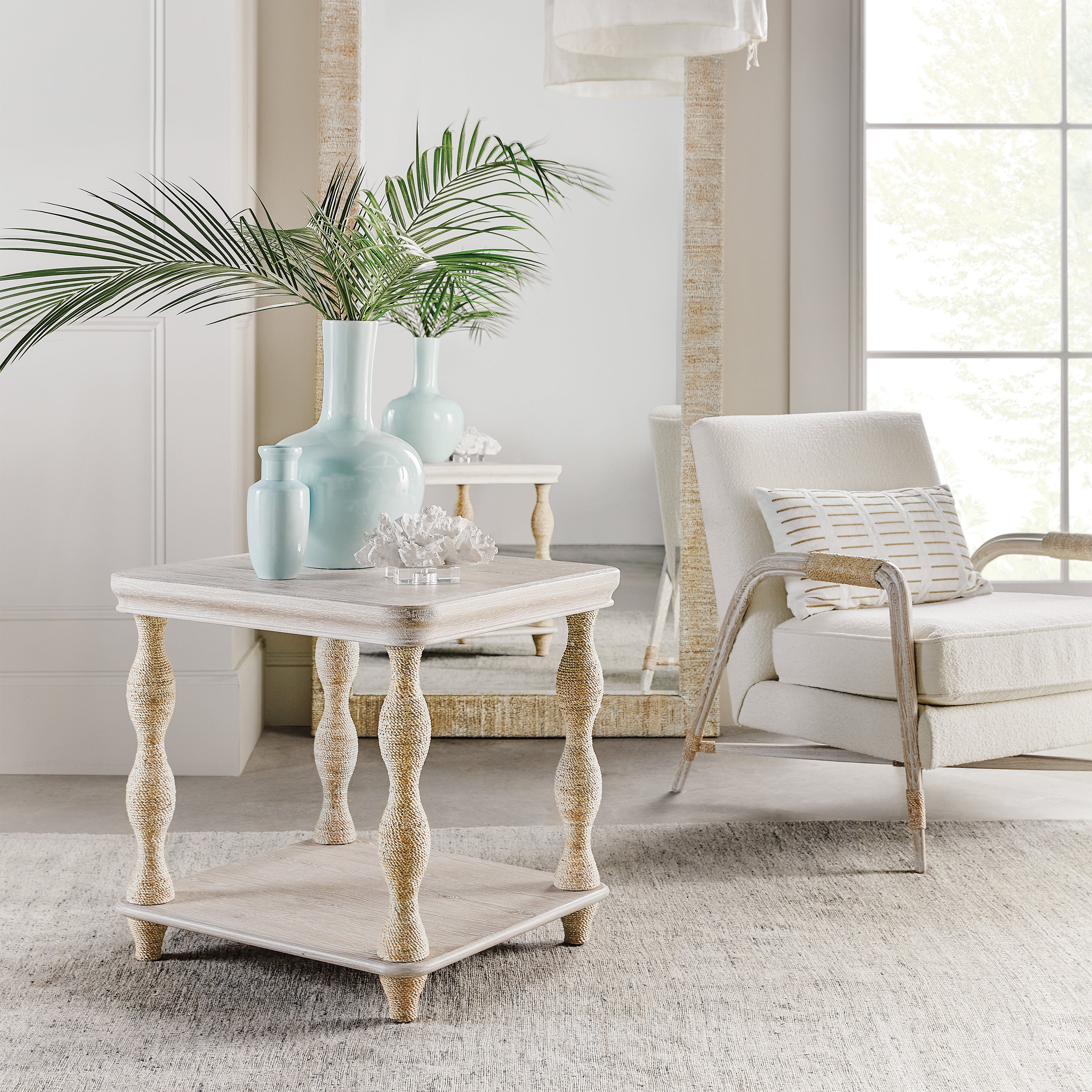 Hooker Furniture Serenity Bahari Lamp Table - 2Modern