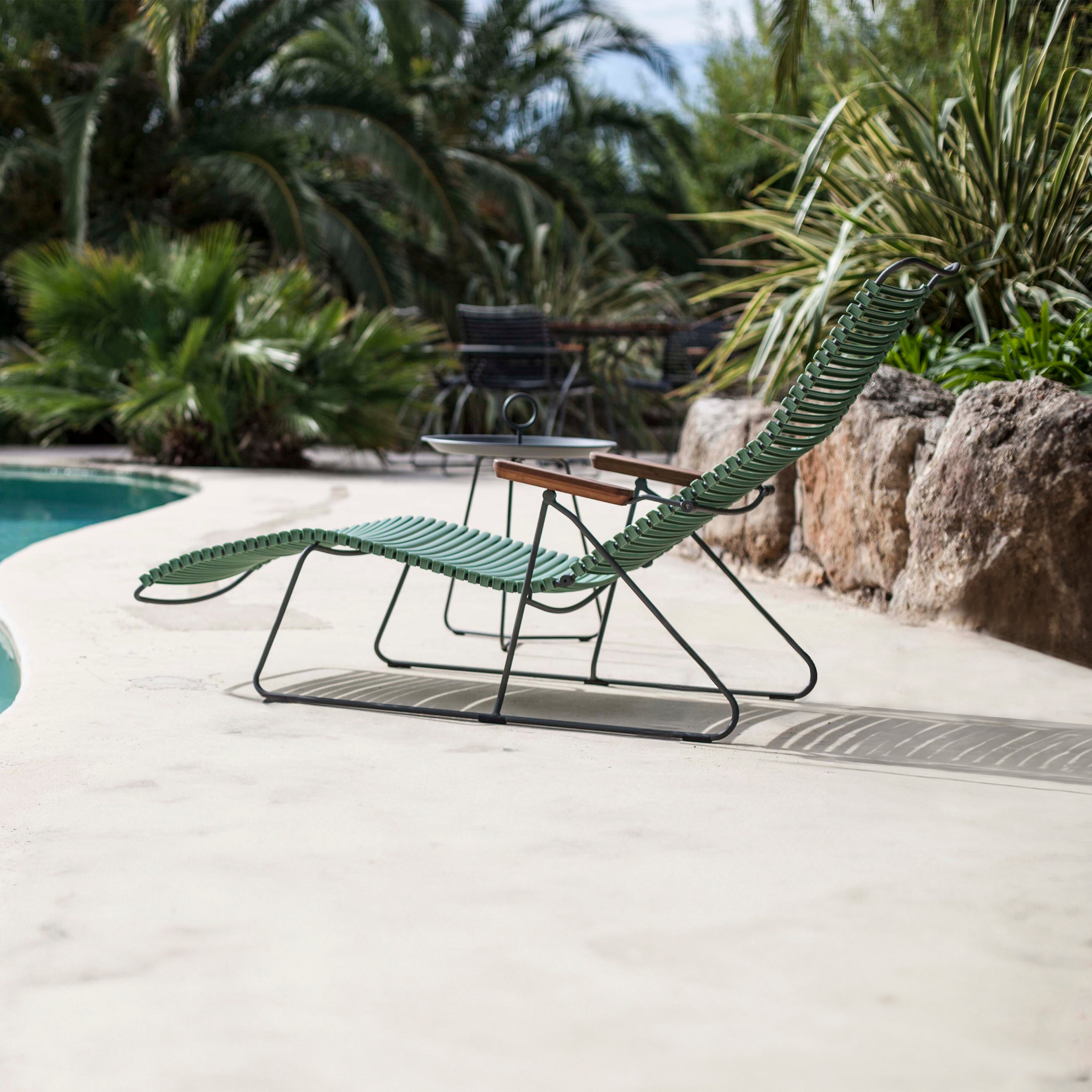 houe-click-outdoor-sunlounger-