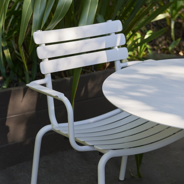 Pico Outdoor Round Cafe Table