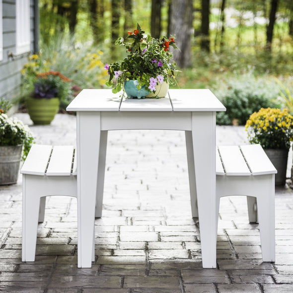 Alfresco Dining Table Set with Umbrella Hole