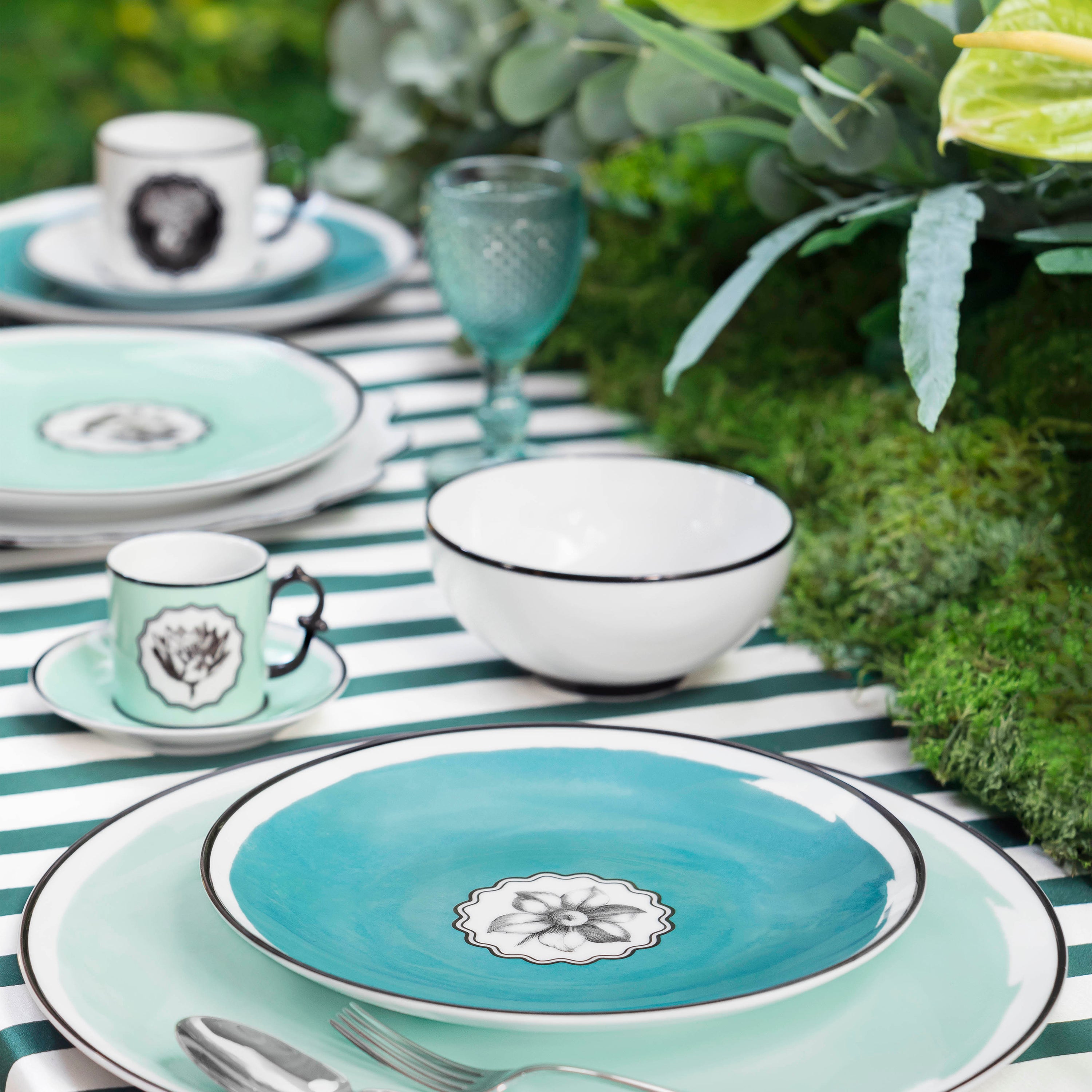 Vista Alegre Herbariae Soup Bowl - 2Modern