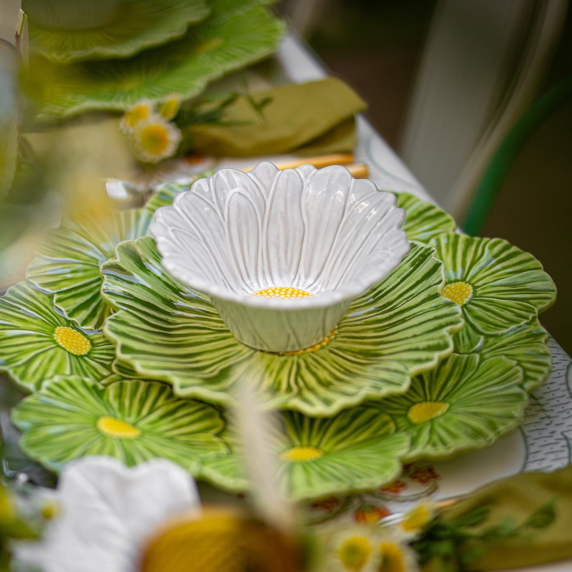 Bordallo Pinheiro Maria Flor Cosmos Dessert Plate - 2Modern