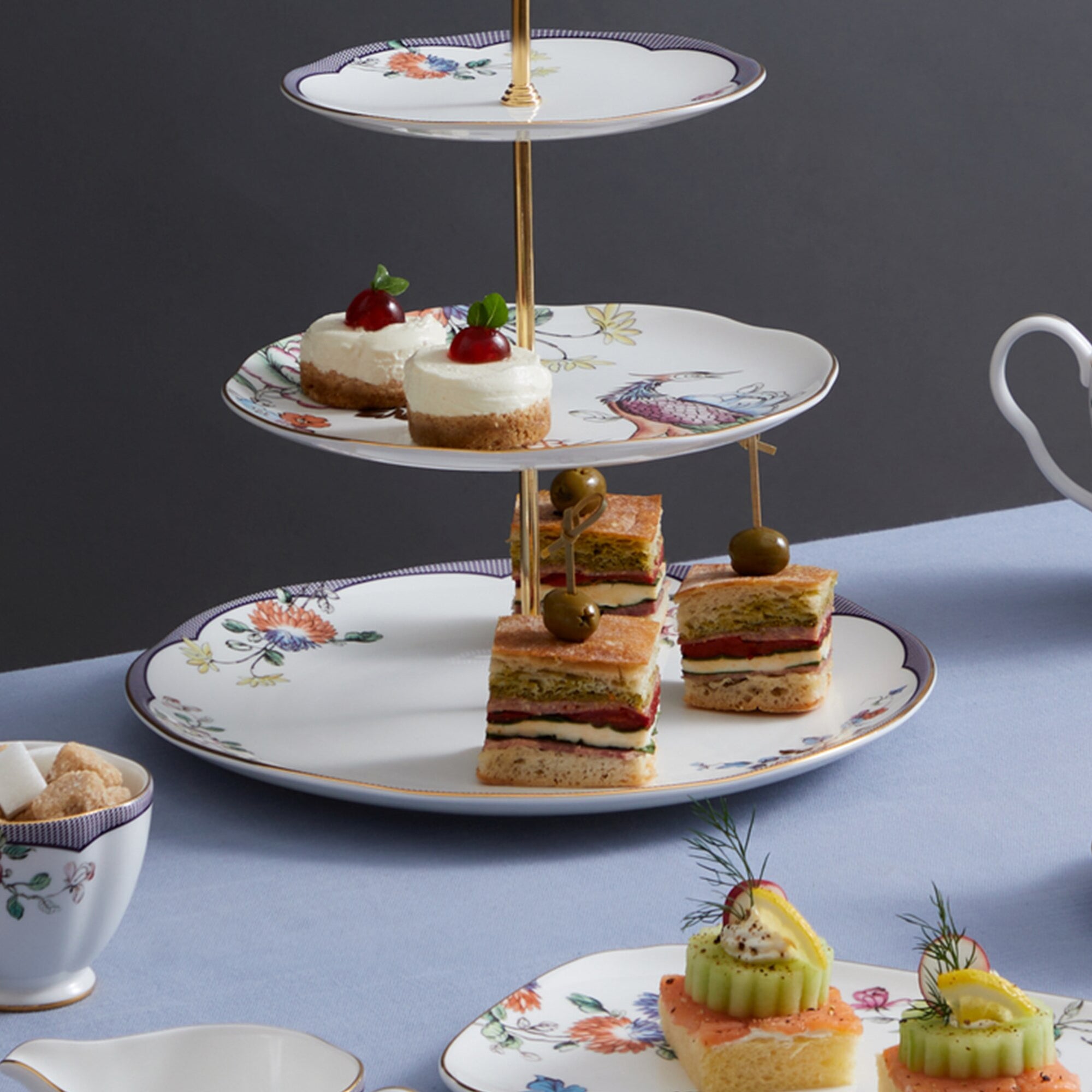 Wedgwood Fortune 3-Tier Cake Stand - 2Modern