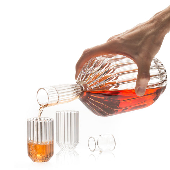 Margot Decanter