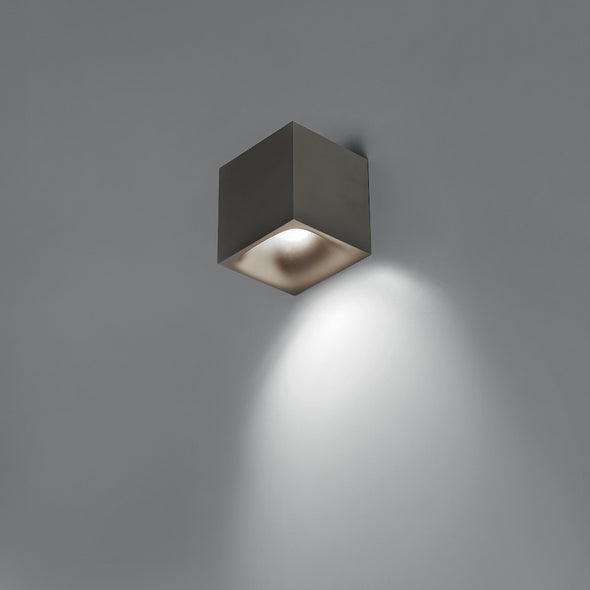 Aede Wall Light