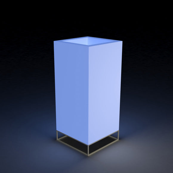 Illuminated Vela High Cube Planter