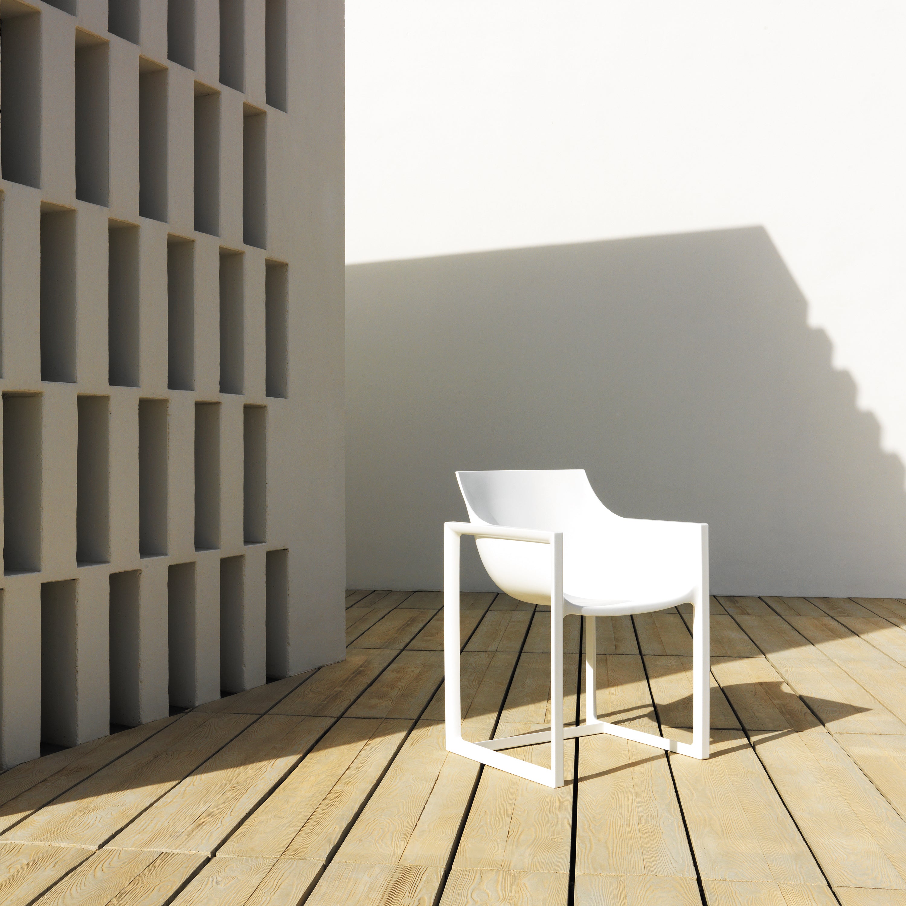 Vondom Wall Street Outdoor Armchair (Set of 2) - 2Modern