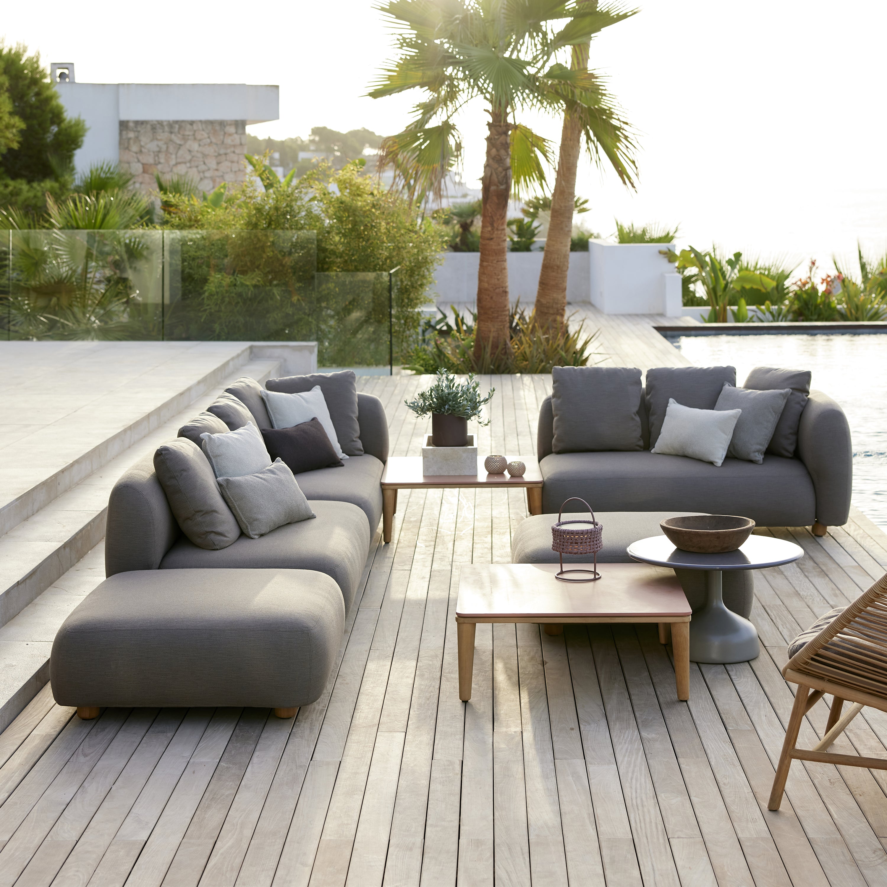 Cane-line Capture Outdoor Pouf/Ottoman - 2Modern