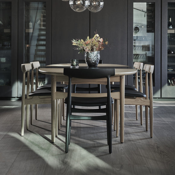 Oya Extendable Dining Table