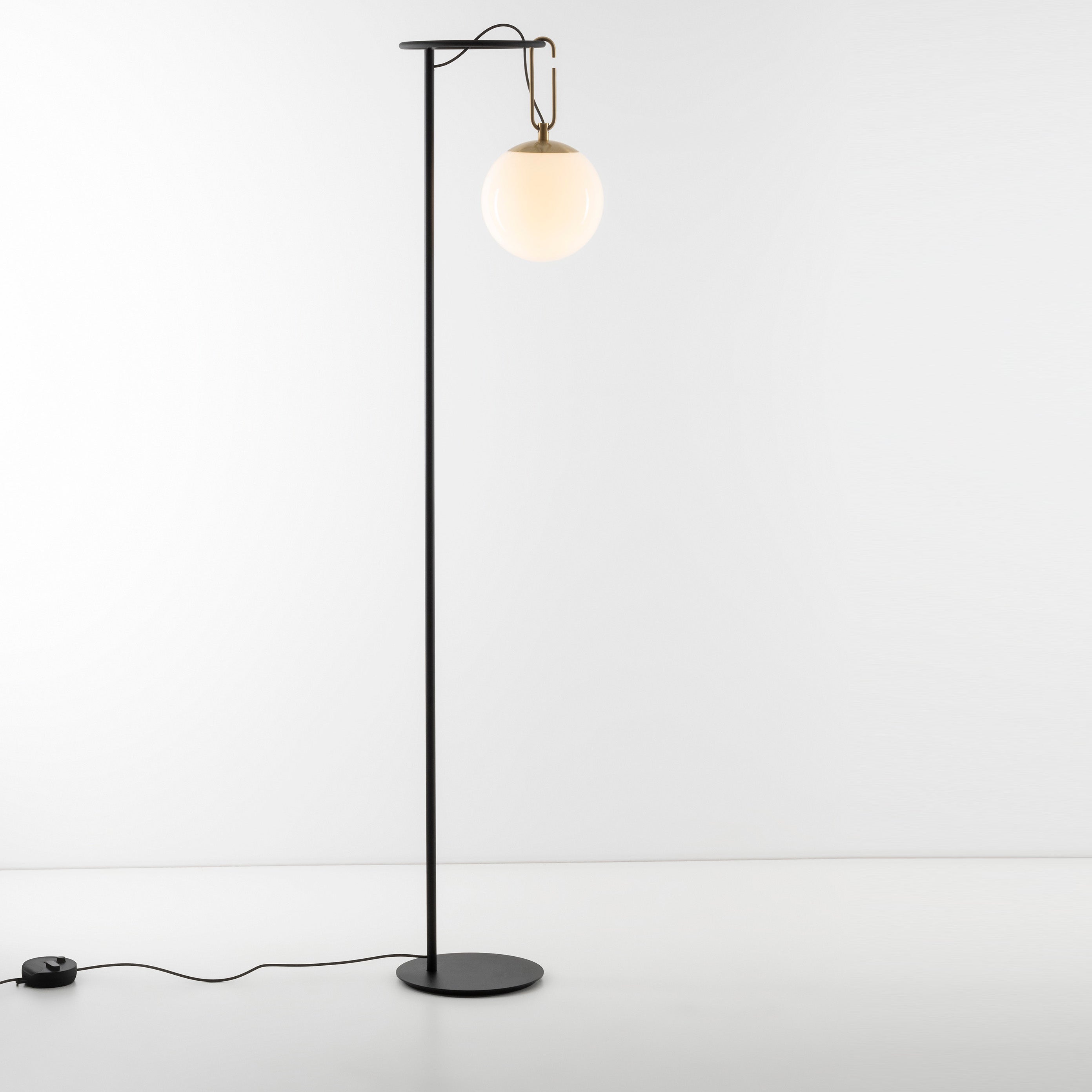 Artemide globe clearance