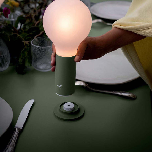 Aplo Lamp