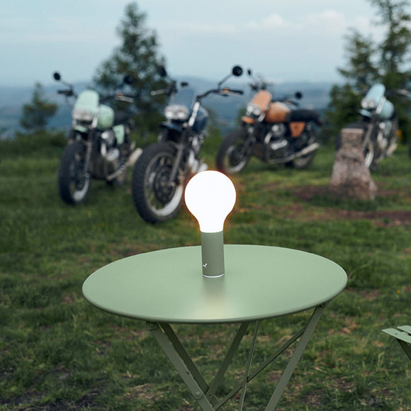 Aplo Lamp