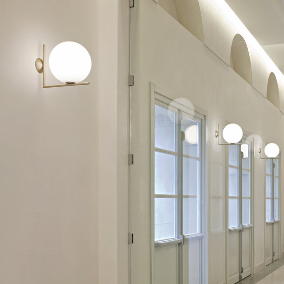 IC Lights Wall / Ceiling Light