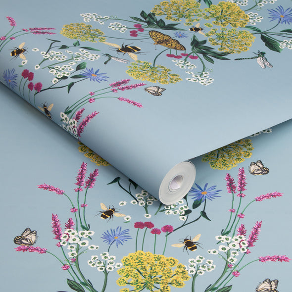 Perfect Pollinators Wallpaper