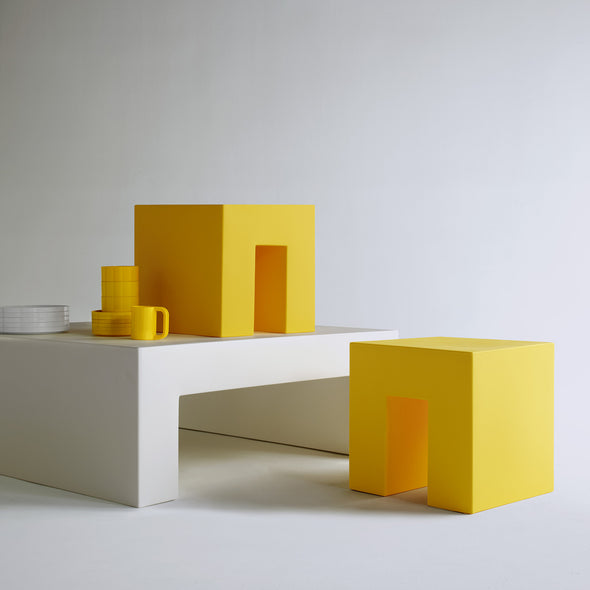 The Vignelli Table