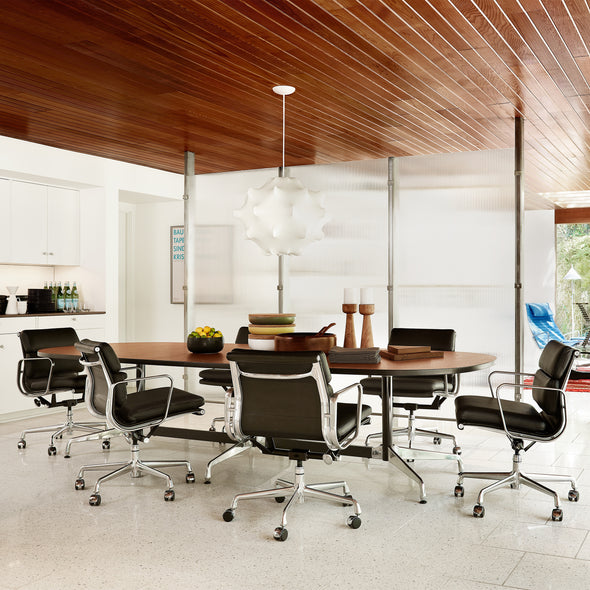 Eames Soft Pad Management Chair
