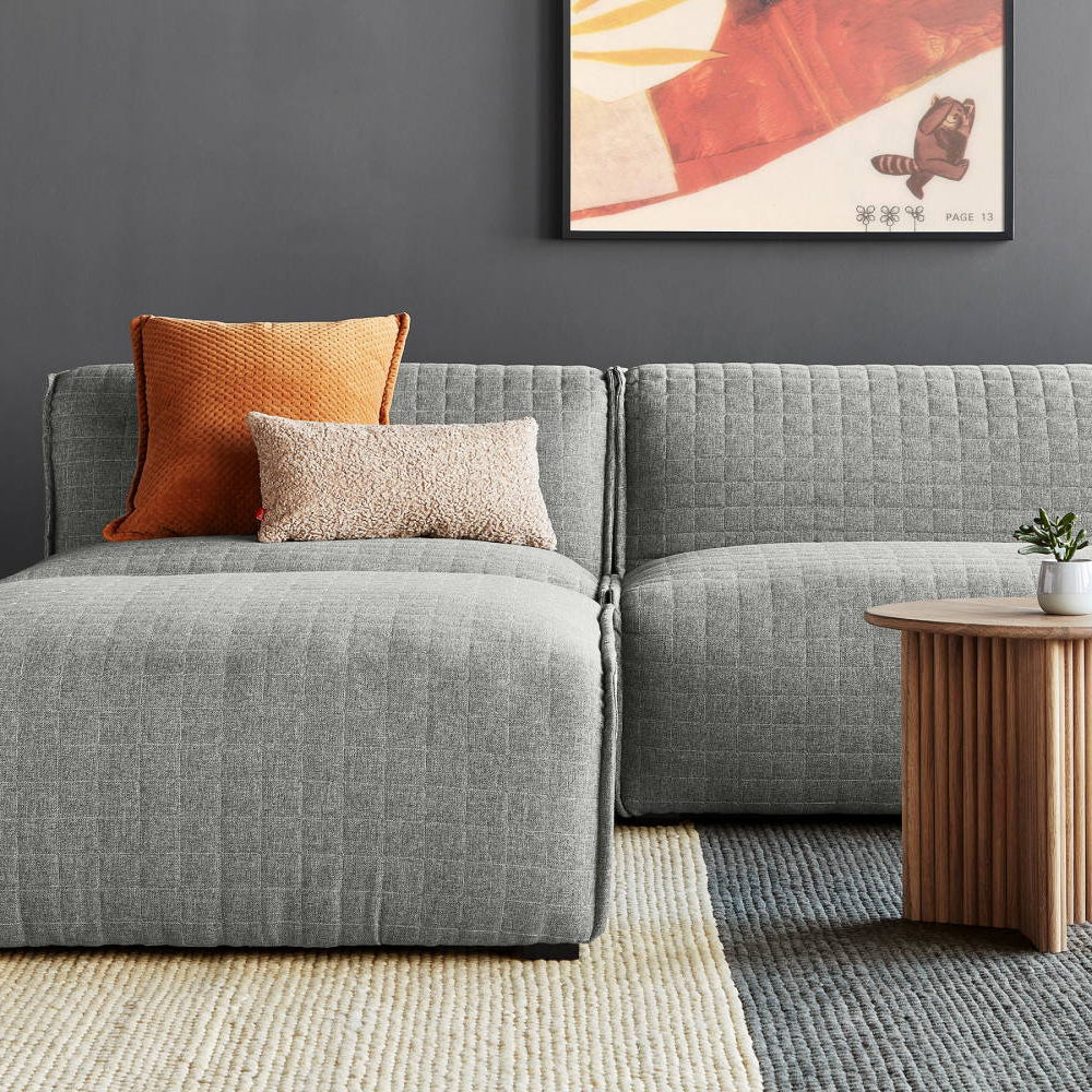 How To Arrange Furniture In a Small Living Room