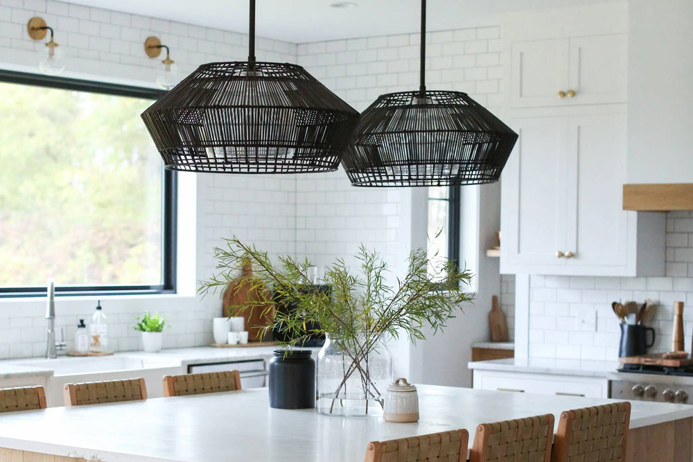 What Size Pendant Lights Should I Hang Over My Kitchen Island?