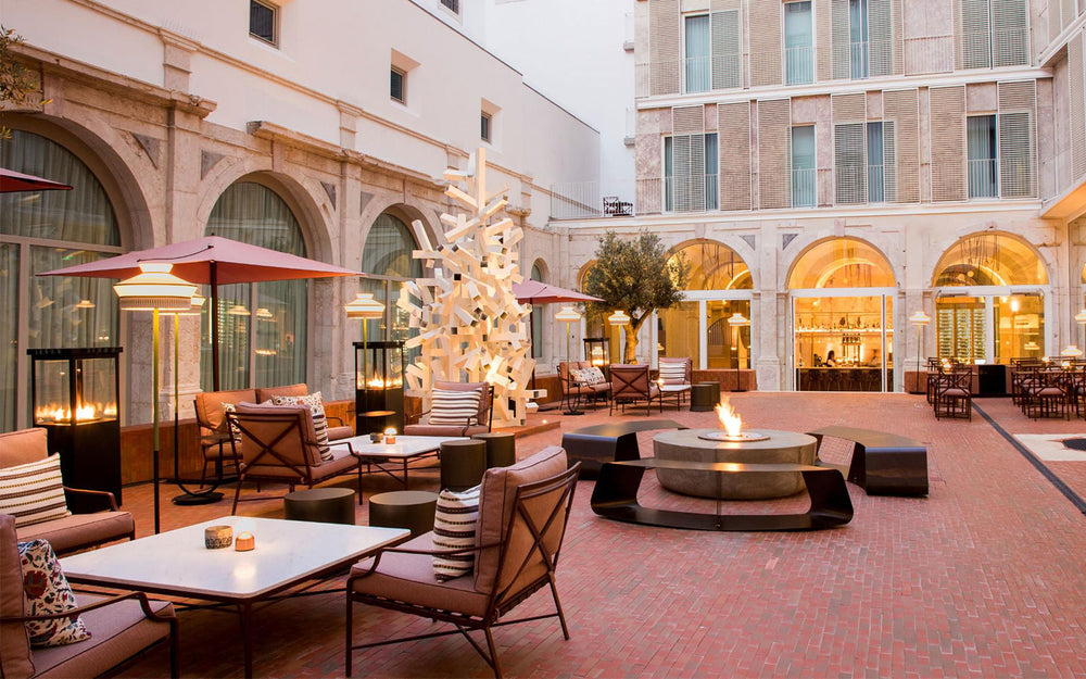 Convent Square Hotel
