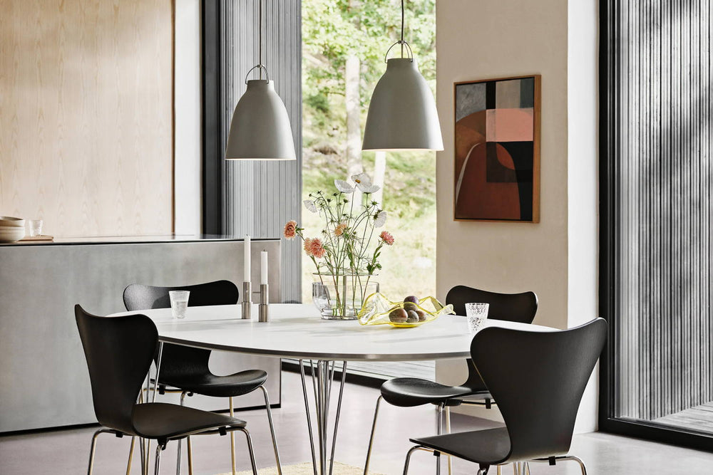 How Far Apart Should Pendant Lights Be?