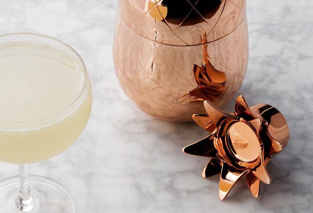 Host a Stylish Happy Hour with These Simple Outdoor Bar Ideas