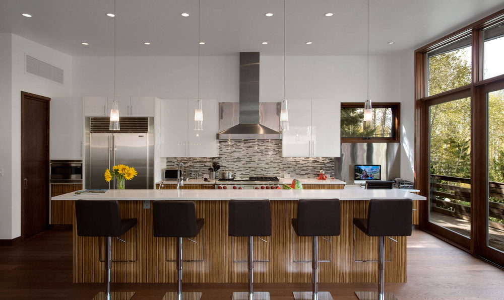 How Many Pendant Lights Should You Hang Over Your Kitchen Island?