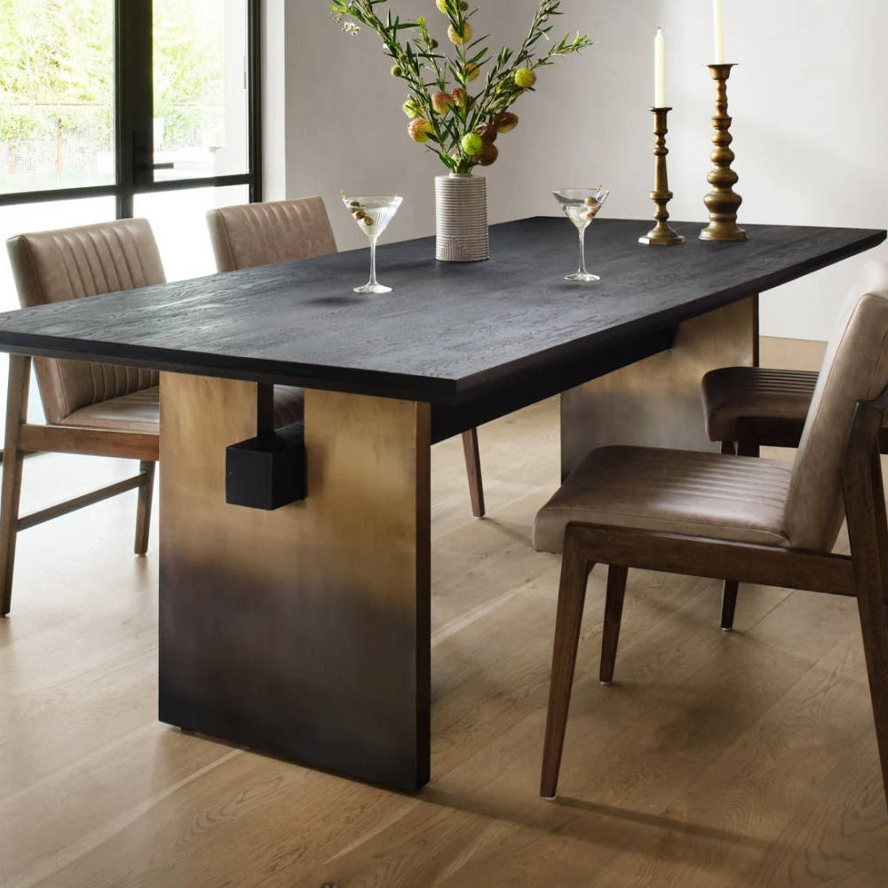 What is the Best Wood For a Dining Room Table?