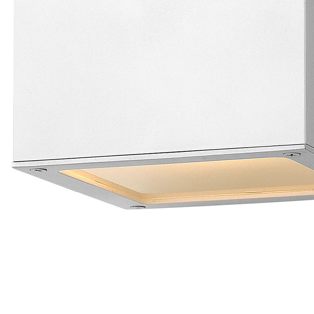 Kube Small Outdoor Wall Mount