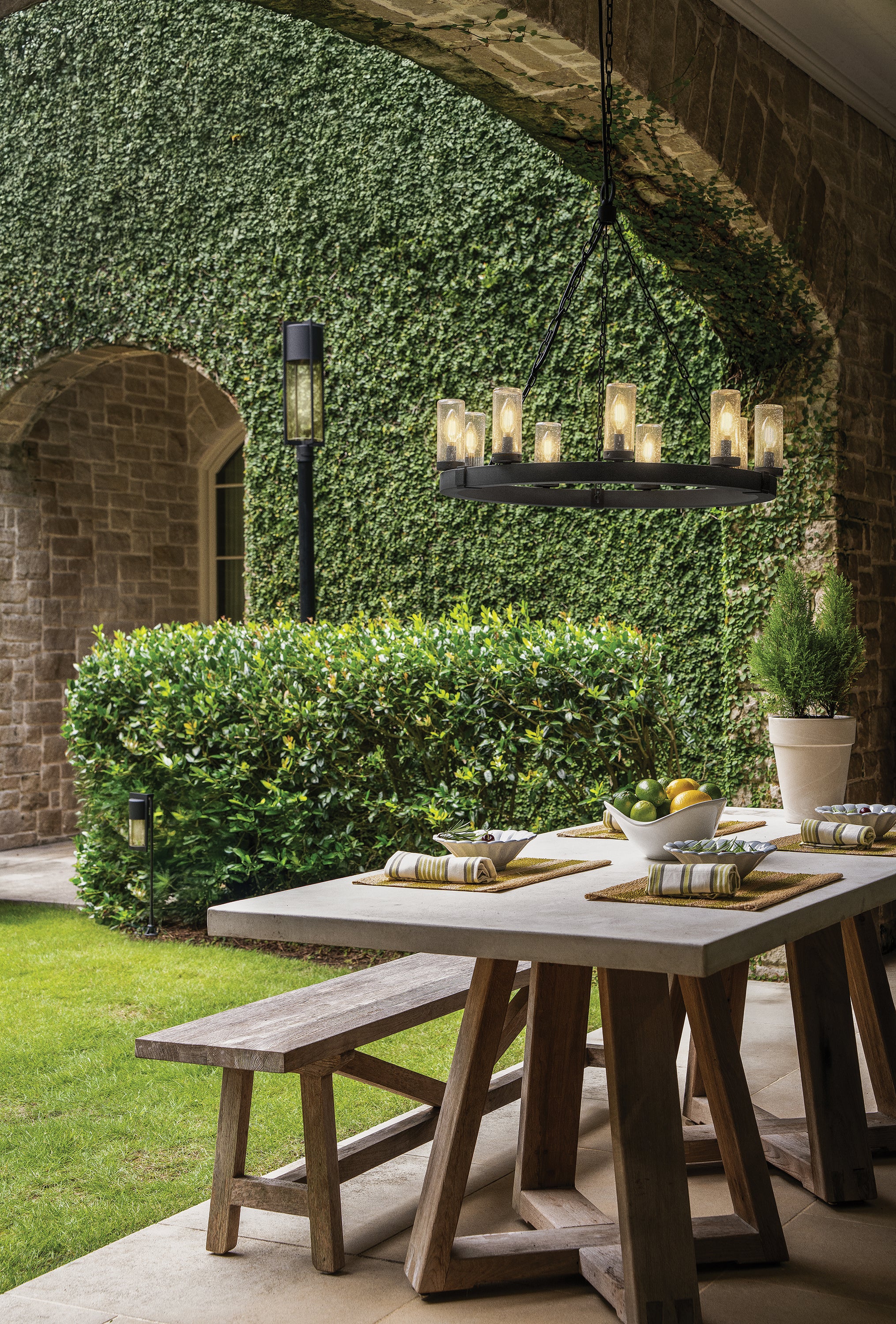 Hinkley Sawyer Outdoor Chandelier - 2Modern