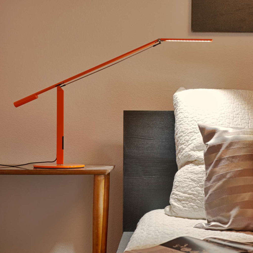 Equo LED Desk Lamp