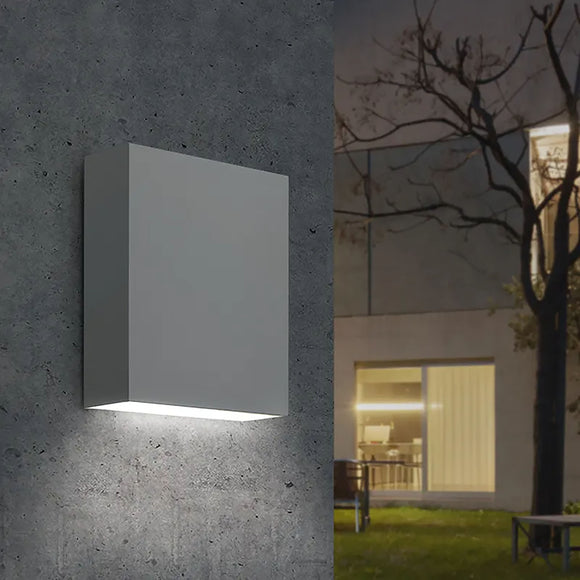 Inside Out™ Flat Box™ LED Sconce