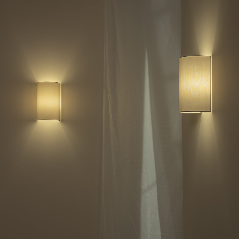 Singular Wall Light