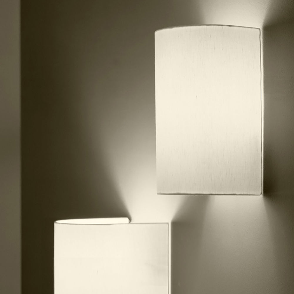 Singular Wall Light