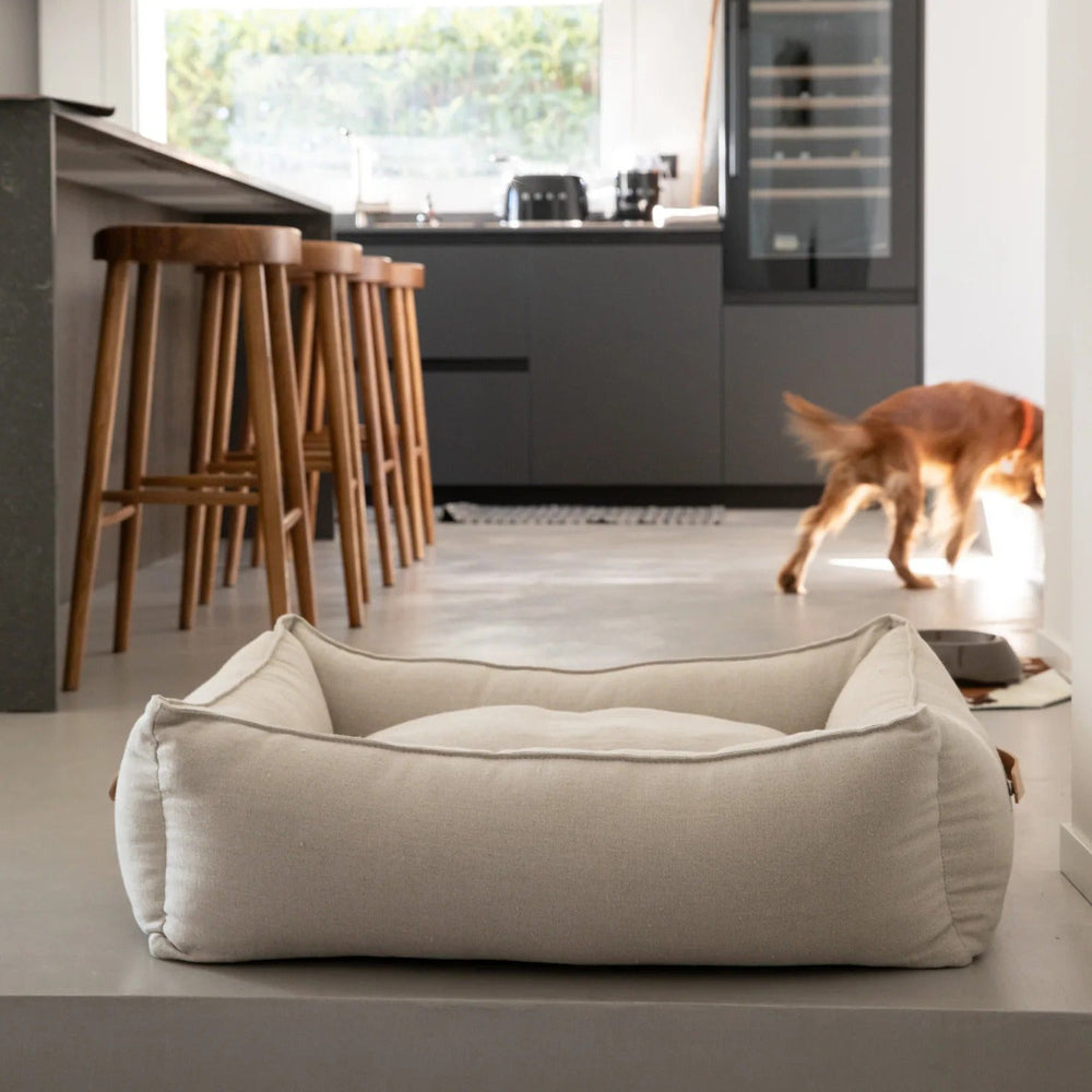 Edward Pure Linen Dog Bed
