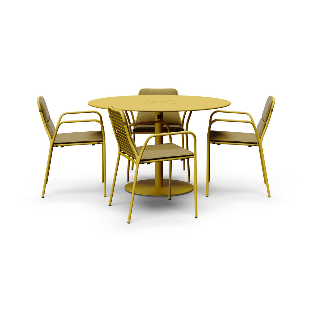XY Outdoor Dining Set