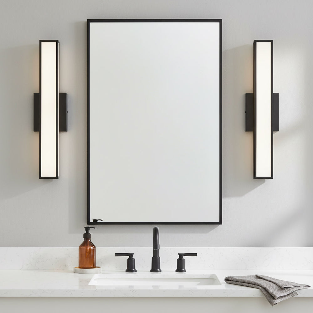 Alto Bath Light