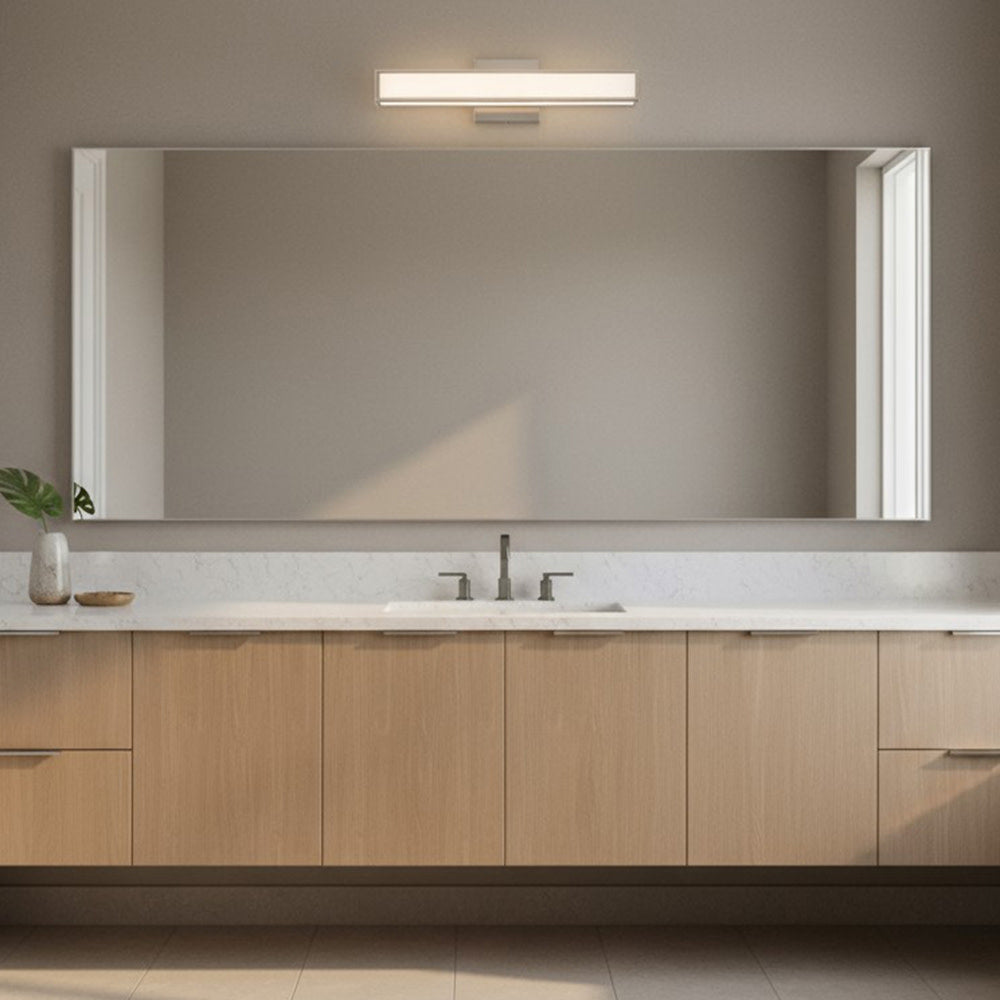 Alto Bath Light