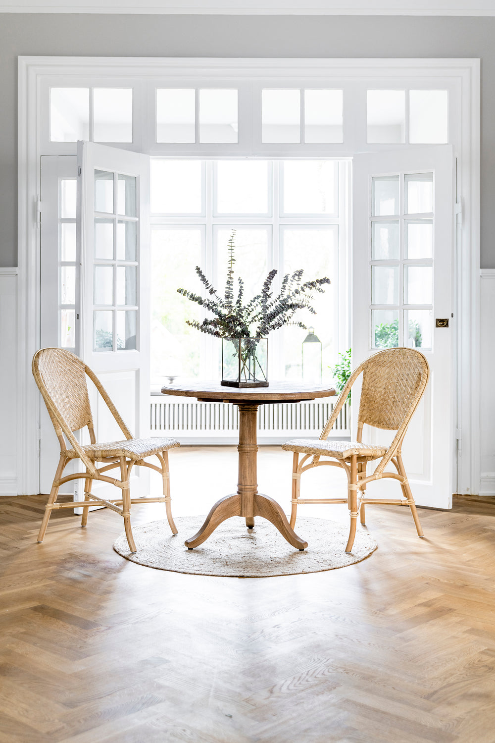 Michel Café Table