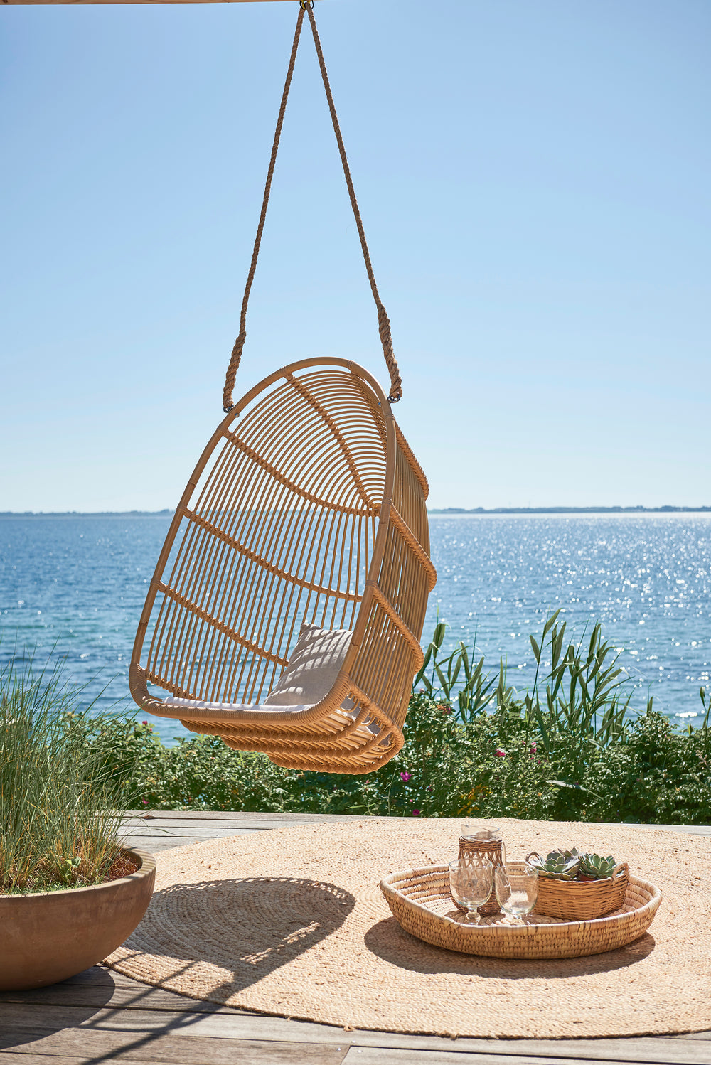 Renoir Outdoor Hanging Swing Chair