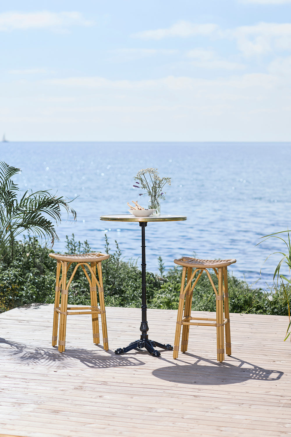 Salsa Outdoor Stool