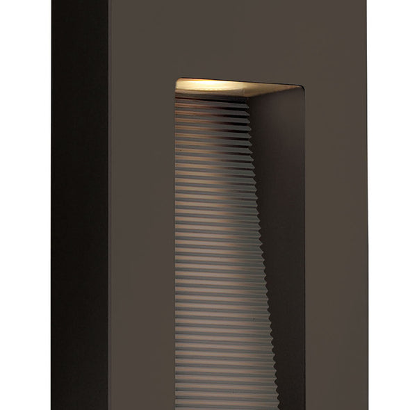 Luna Outdoor Wall Mount