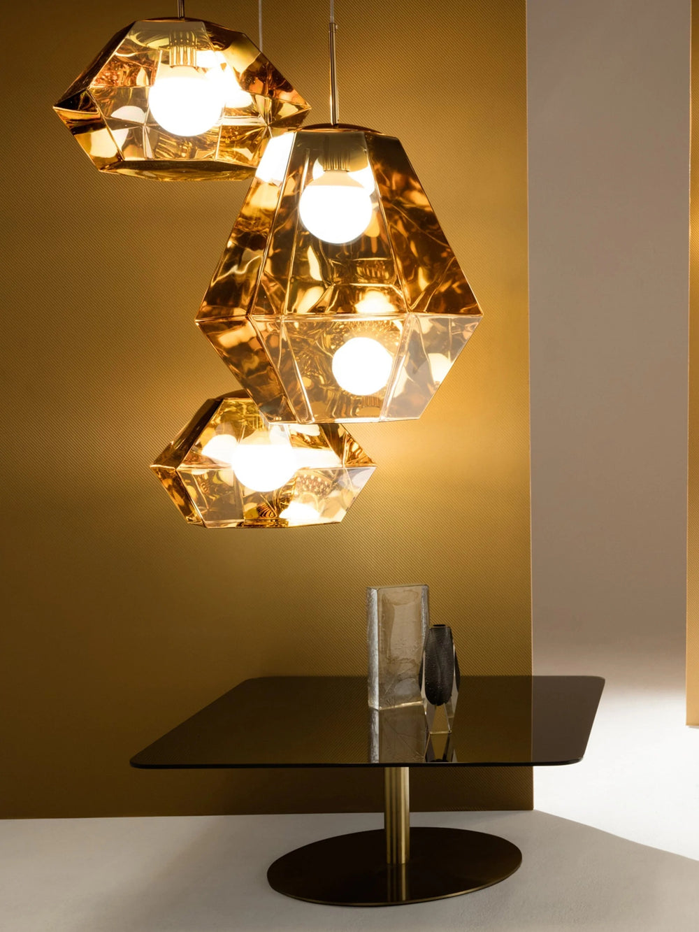 Flash Square Table