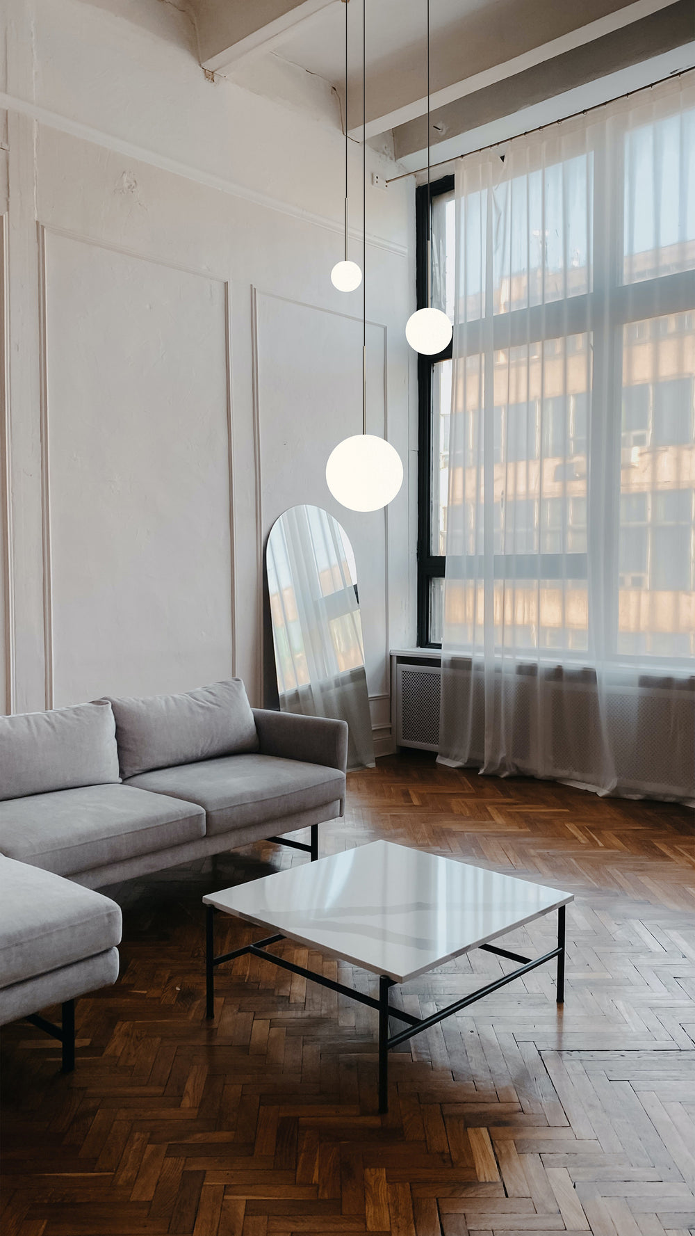 Bola Sphere Pendant Light